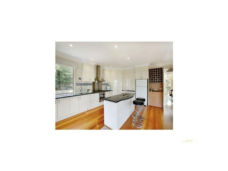 44 Grosvenor Parade, Balwyn VIC 3103