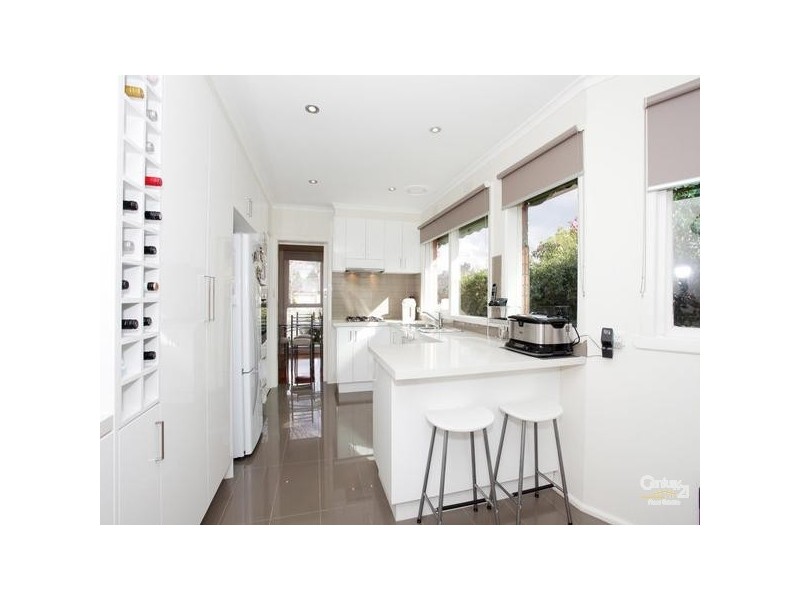 9 Tricia Court, Burwood East VIC 3151