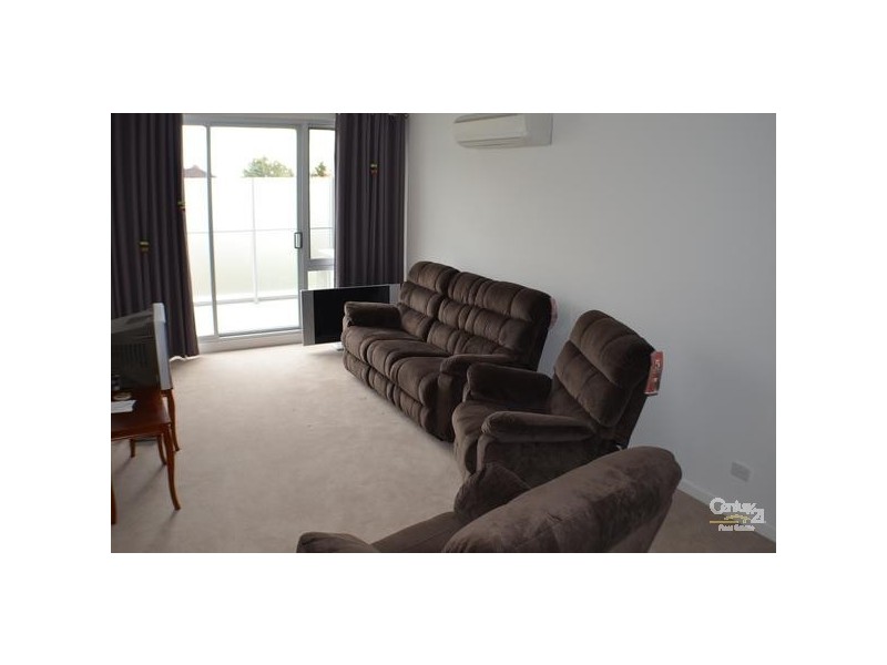 106/8 Berkeley Street, Doncaster East VIC 3109