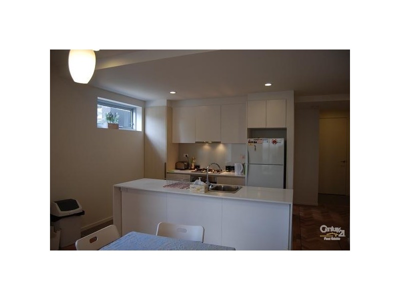 208/18 Berkeley Street, Doncaster VIC 3108