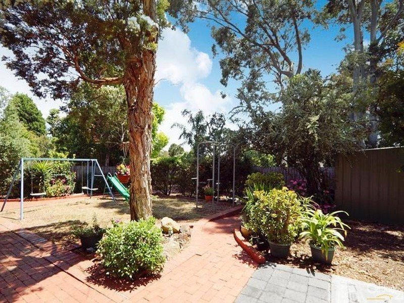 23 Joyce Ave, Glen Waverley VIC 3150