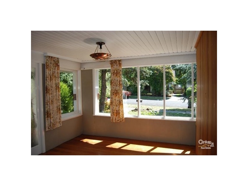 60 View Street, Mont Albert VIC 3127