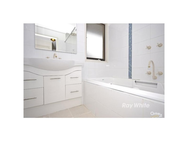 12` Mowbray Drive, Wantirna South VIC 3152
