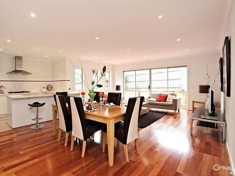 3 9 Wood Street, Nunawading VIC 3131