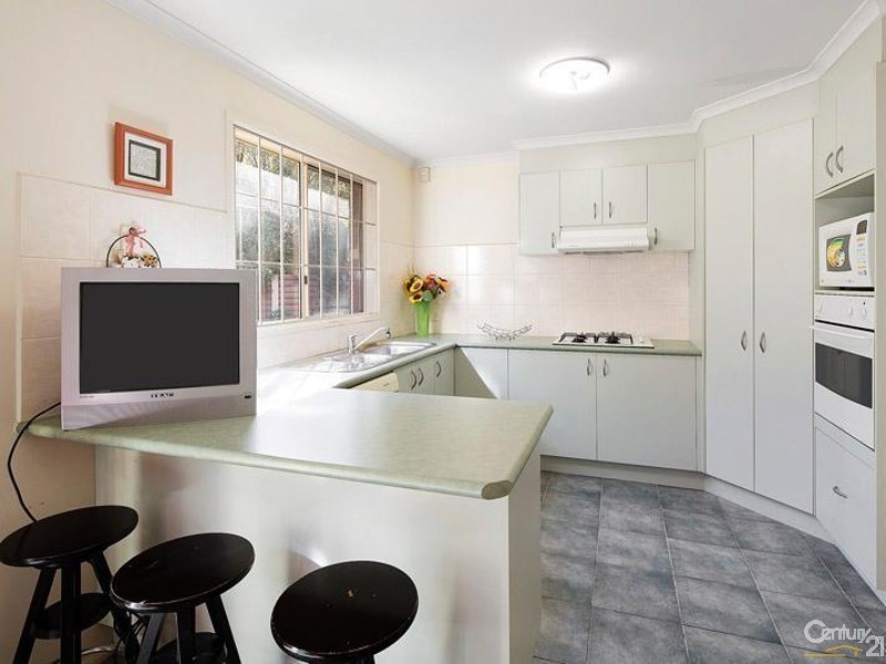 6  Oak Court, Box Hill South VIC 3128