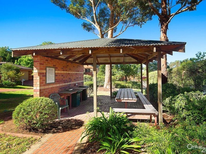 6  Oak Court, Box Hill South VIC 3128