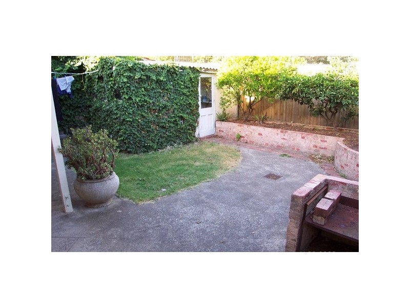 19 Lambeth Place, St Kilda VIC 3182