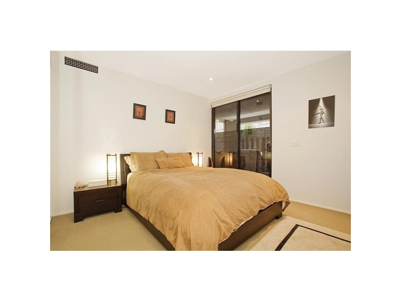 101/348 BEACONSFIELD PARADE, St Kilda West VIC 3182