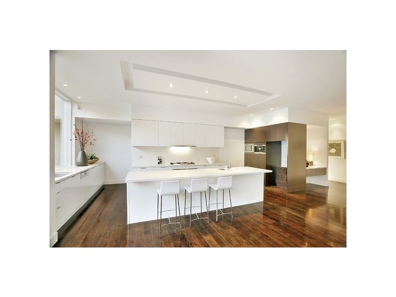 378 BARKLY STREET, Elwood VIC 3184