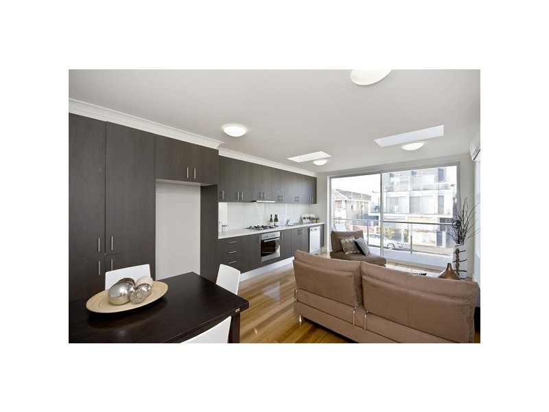 1/32 Gourlay Street,, St Kilda East VIC 3183