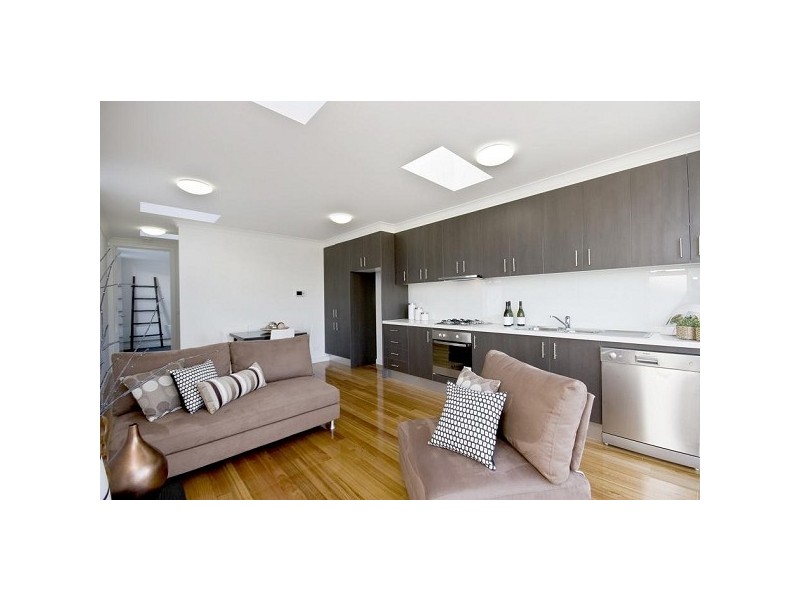 1/32 Gourlay Street,, St Kilda East VIC 3183