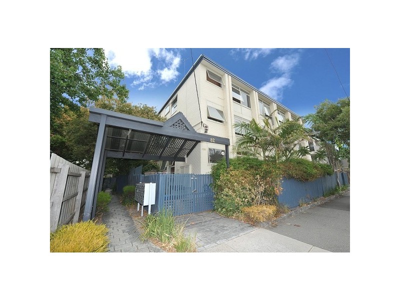 13/82 Westbury Street, St Kilda East VIC 3183