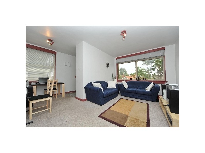 13/82 Westbury Street, St Kilda East VIC 3183