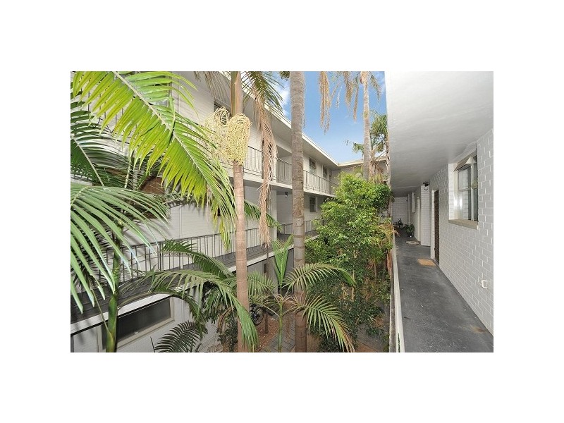 13/82 Westbury Street, St Kilda East VIC 3183