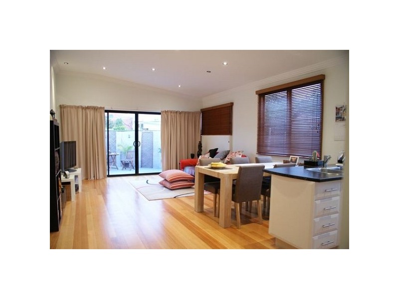 249 Bridport Street West, Albert Park VIC 3206