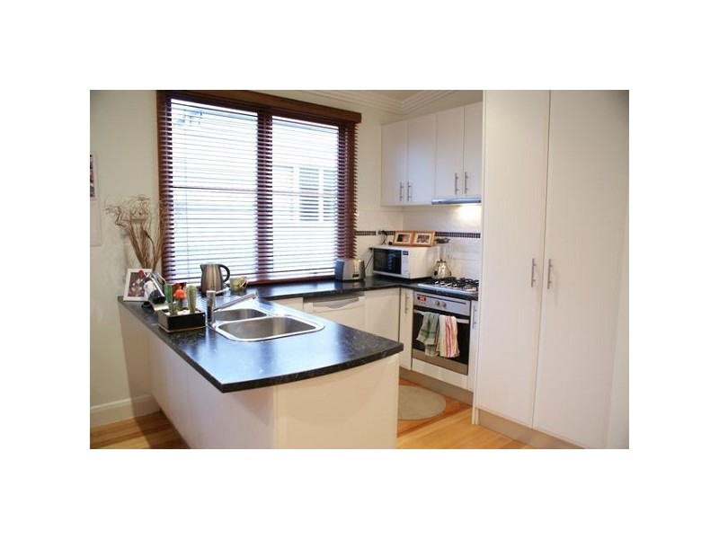 249 Bridport Street West, Albert Park VIC 3206
