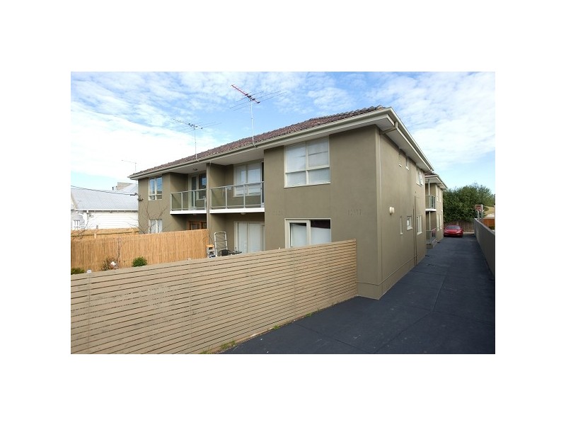1/3 Derby Parade, Caulfield North VIC 3161