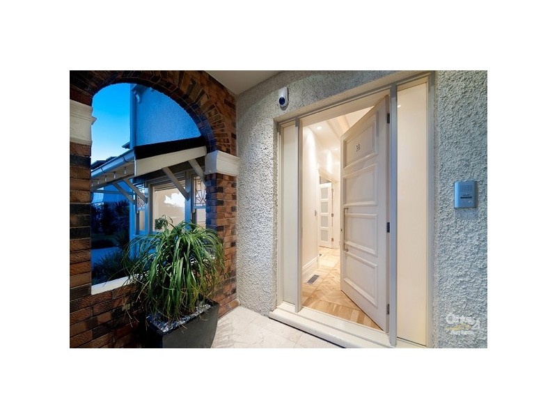 2/21 Ormond Esplanade, Elwood VIC 3184