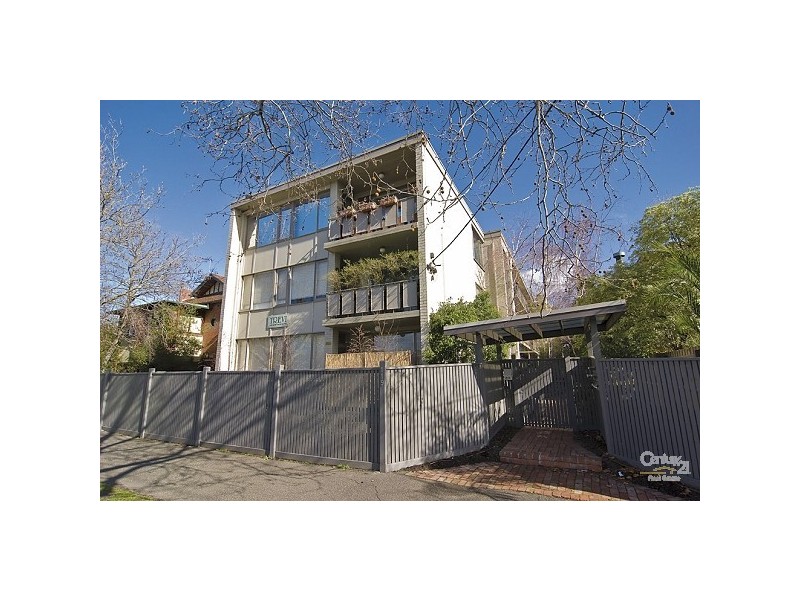 8/119 Brighton Road, Elwood VIC 3184