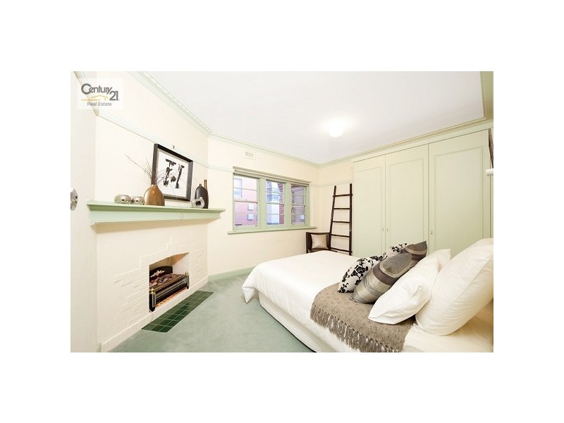 5/18-20 The Esplanade, St Kilda VIC 3182