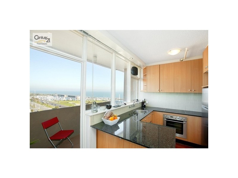 5C/12 Marine Parade, St Kilda VIC 3182