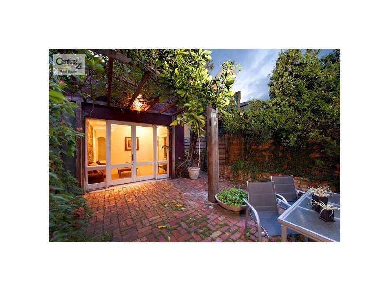 22 Acland Street, St Kilda VIC 3182