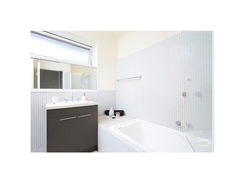 2/129 Argyle Street, St Kilda VIC 3182