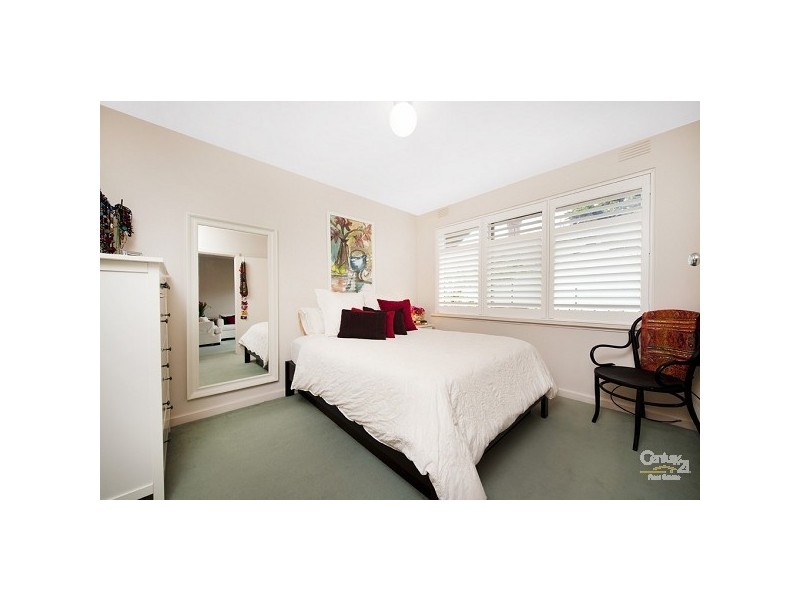 6/4 Hartpury Avenue, Elwood VIC 3184