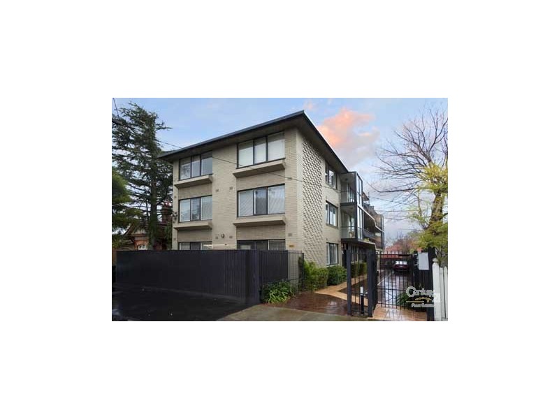 6/4 Hartpury Avenue, Elwood VIC 3184