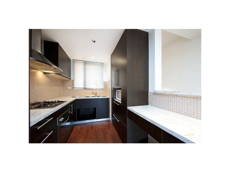 13/11 Balaclava Road, St Kilda East VIC 3183