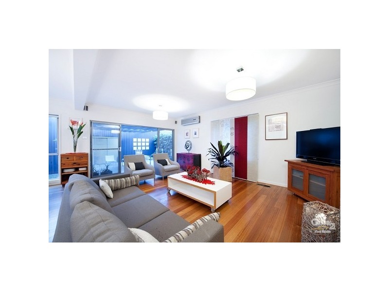 14 Burns Street, Elwood VIC 3184