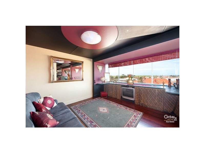 5C/12 Marine Parade, St Kilda VIC 3182