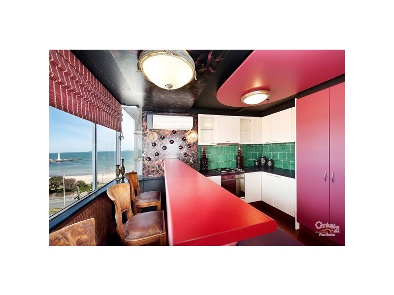 5C/12 Marine Parade, St Kilda VIC 3182