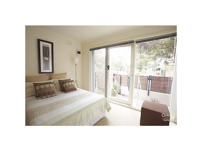 1/8 Marriott Street, St Kilda VIC 3182