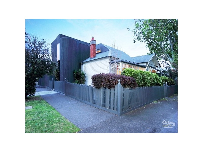 10 Lawson Street, Elwood VIC 3184