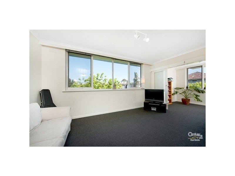 12/8 Robe Street, St Kilda VIC 3182
