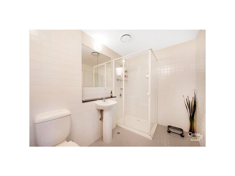 2303/250 Elizabeth Street, Melbourne VIC 3000