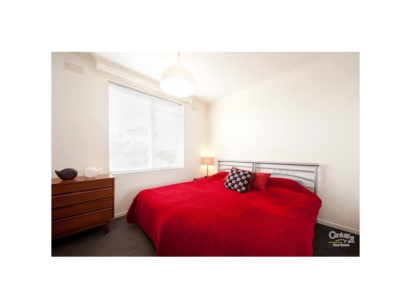 9/56 Carlisle Street, St Kilda VIC 3182