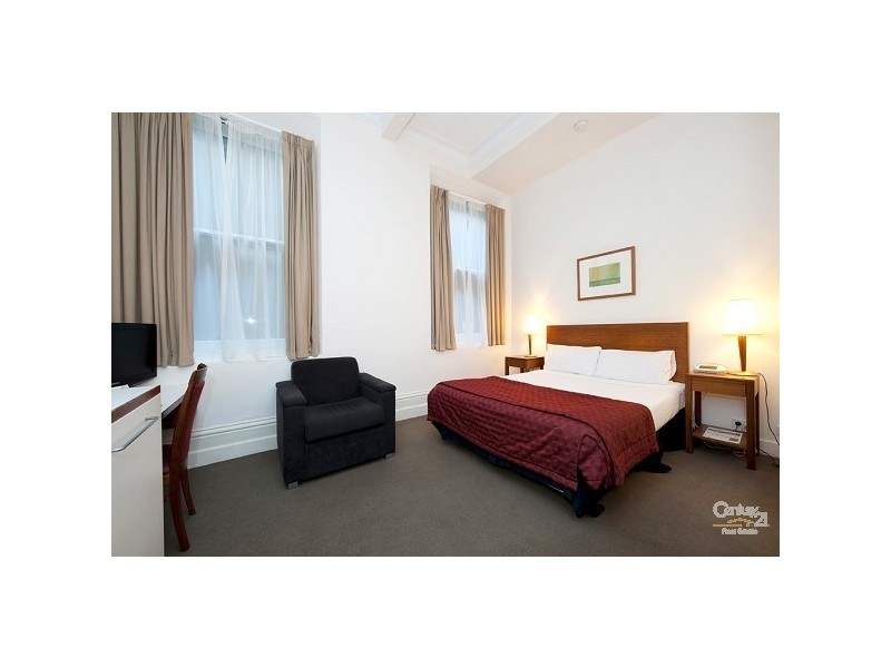 34/18 Bank Place, Melbourne VIC 3000