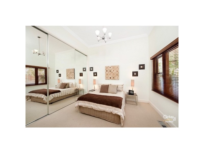 249 Bridport Street West, Albert Park VIC 3206