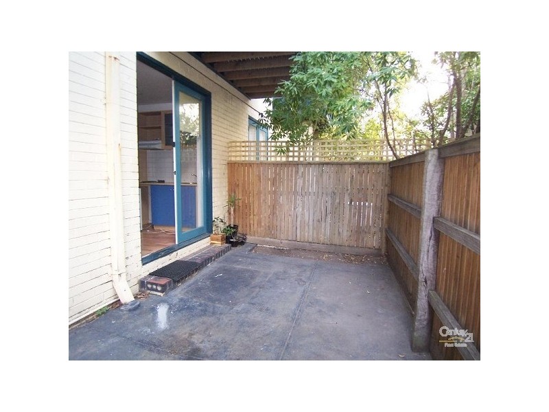 4/15 Acland Street, St Kilda VIC 3182