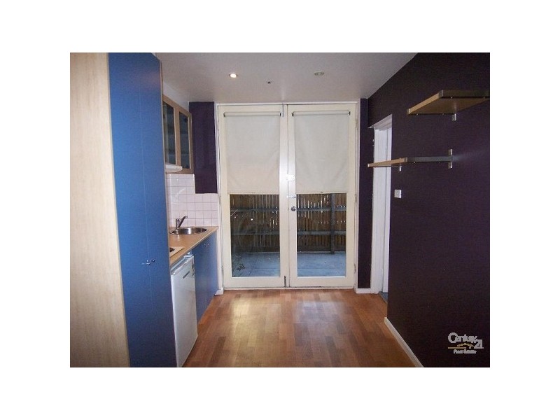 4/15 Acland Street, St Kilda VIC 3182