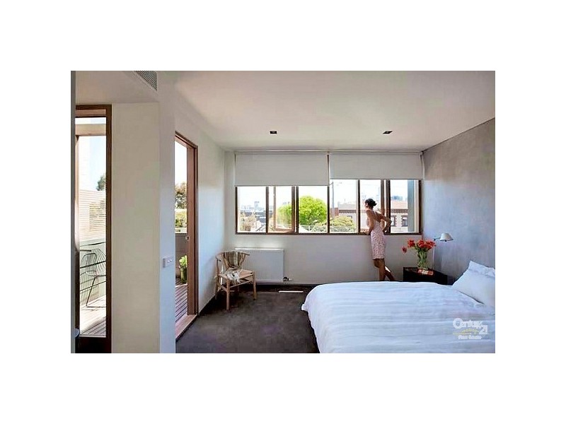 281 BANK STREET, South Melbourne VIC 3205