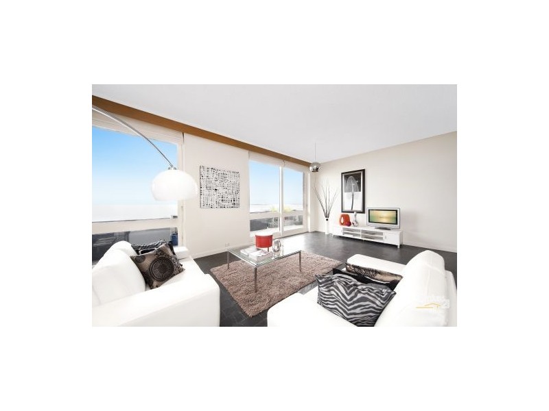 92/13 Upper Esplanade, St Kilda VIC 3182