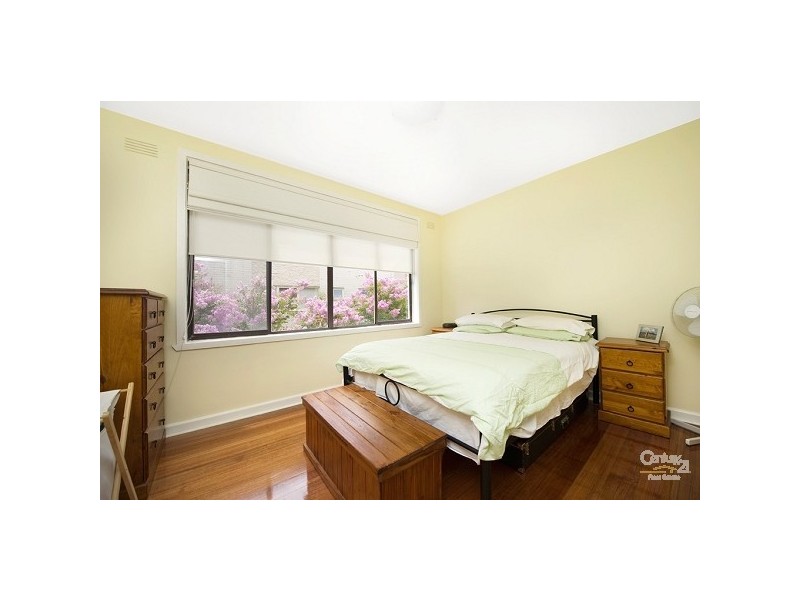 8/17 WILGAH STREET, St Kilda East VIC 3183