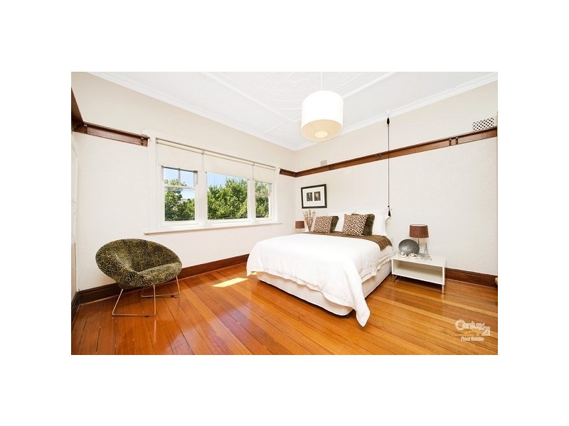 9/5 Robe Street, St Kilda VIC 3182