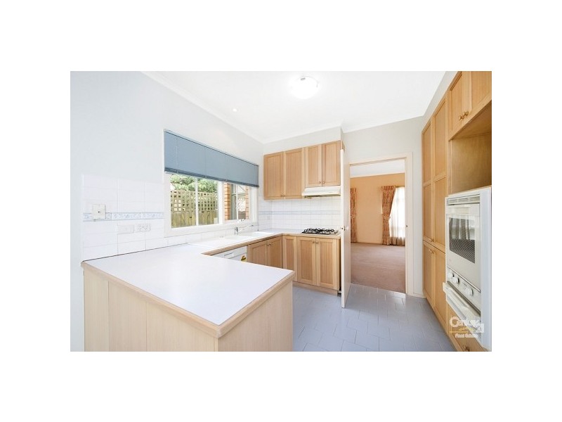 1/245 Alma Road, St Kilda East VIC 3183