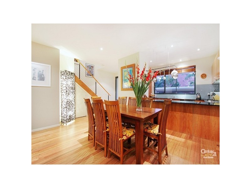 4 Neptune Place, St Kilda VIC 3182