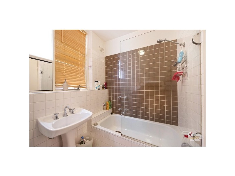 4/125 Tennyson Street, Elwood VIC 3184