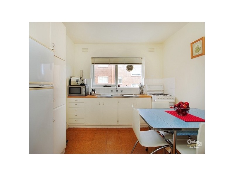 9/27 Mitford Street, St Kilda VIC 3182